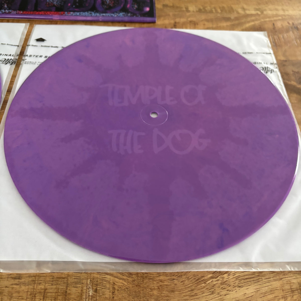 Temple of the Dog (2013 MOV EU press on purple vinyl)